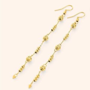 Elegant Gold Dangle Comet Earrings